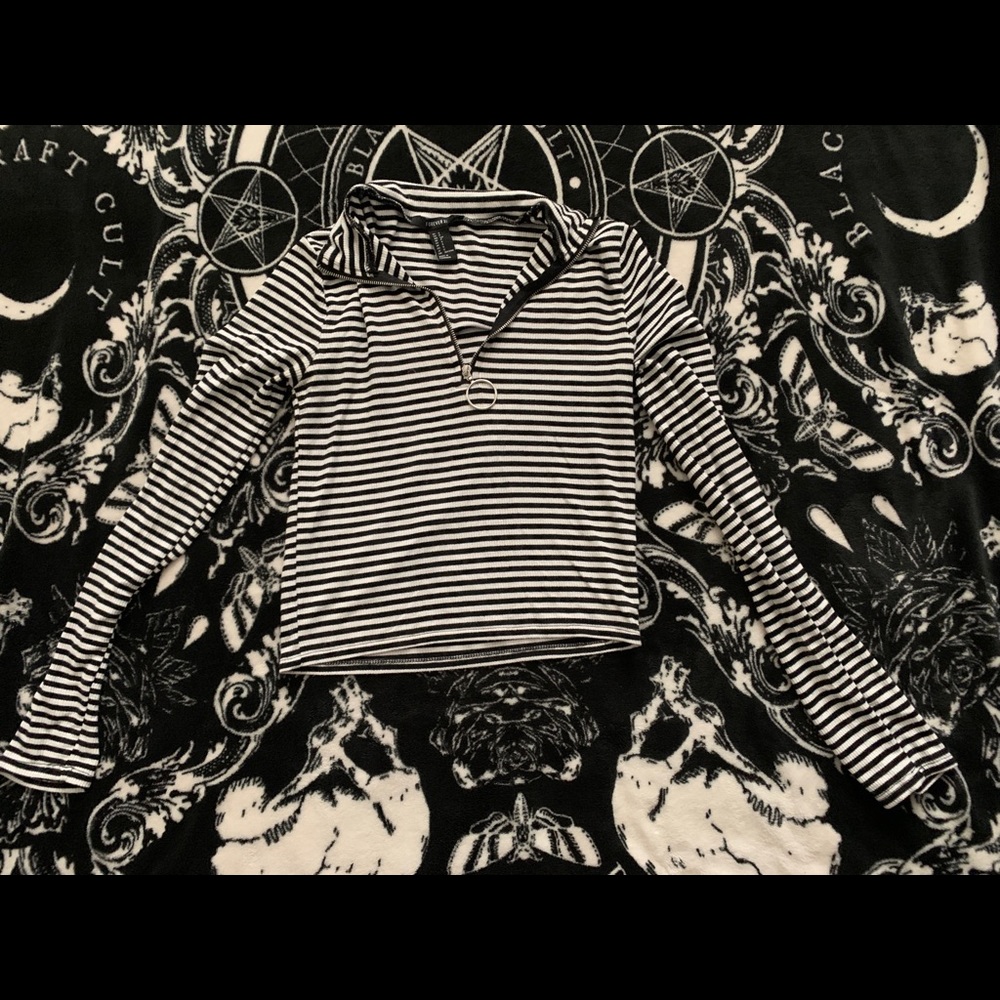 Forever 21 crop top